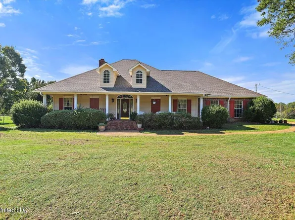 117 Hall Dr, Brandon, MS 39042