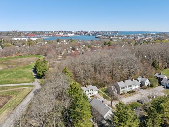 32 Bayberry Way UNIT 32, South Portland, ME 04106