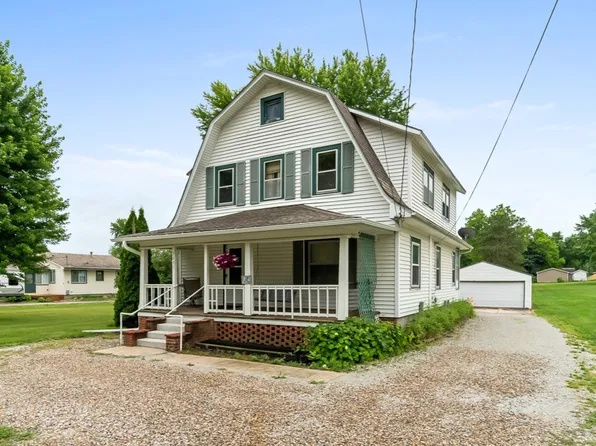 3407 E Aurora Ave, Des Moines, IA 50317