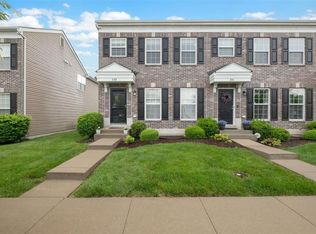 339 Shady Rock Ln, O'Fallon, MO