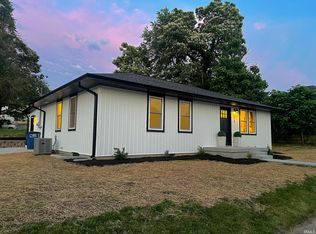 1316 R St, Bedford, IN 47421