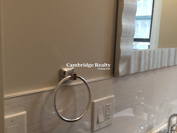 5th image of 100 Linden St #6T
