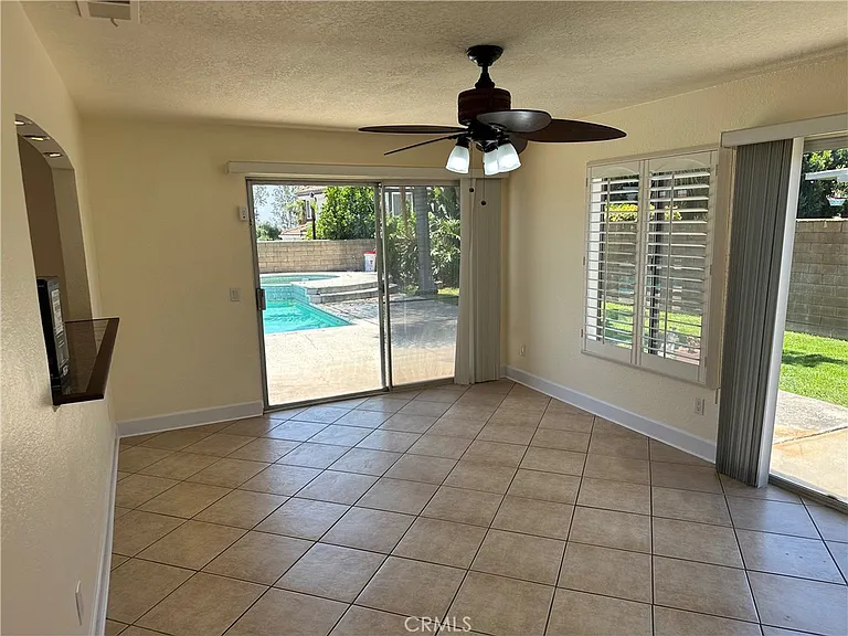 8549 Orange St — Photo 5
