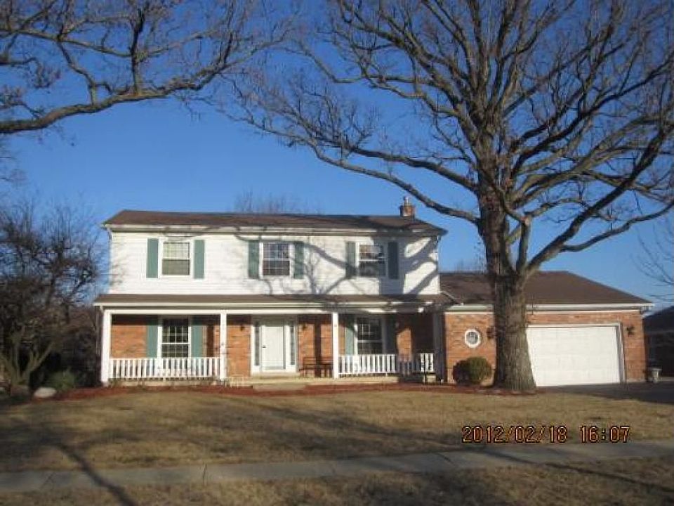 2nd image of 757 Birchwood Rd