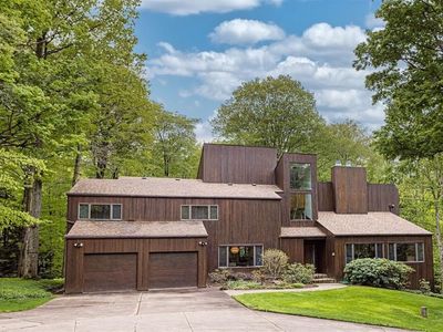6031 Schultz Rd, Erie, PA, 16509