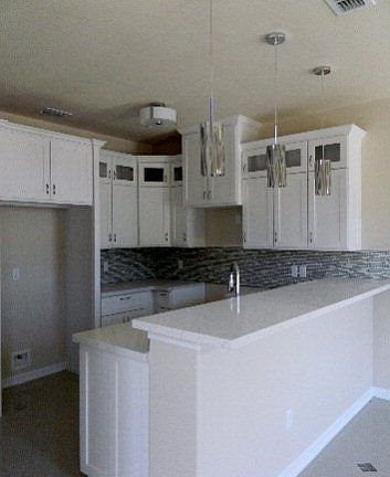 4th image of 2400 S 41st St