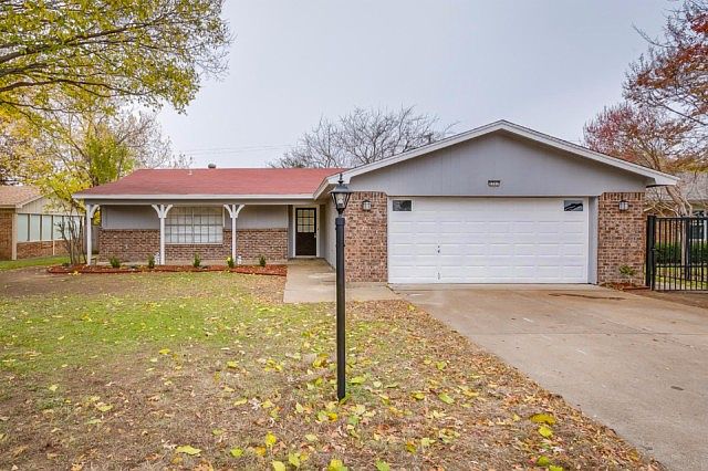 1st image of 5717 Carolyn Dr