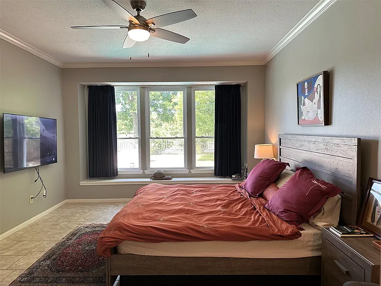 4634 Grand Cayman Dr — Photo 15