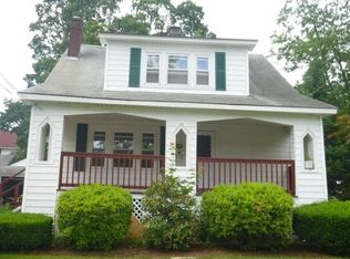 27 Stark Rd, Worcester, MA 01602