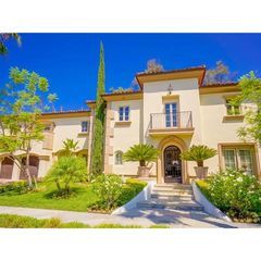 Yeva Avetisyan Luxus-Immobilien