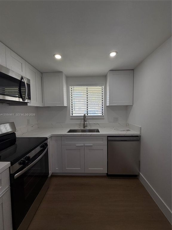 1005 S Flagler Ave APT 810, photo 8