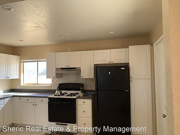 5th image of 73431 El Paseo Dr