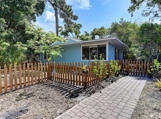 3734 Iroquois Dr, Sarasota, FL 34234