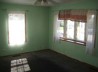 431 Spring Ave, Dekalb, IL 60115