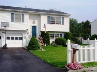 15 Beth Pl, Middletown, NY 10940