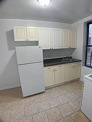 4th image of 119 Audubon Ave APT 3B