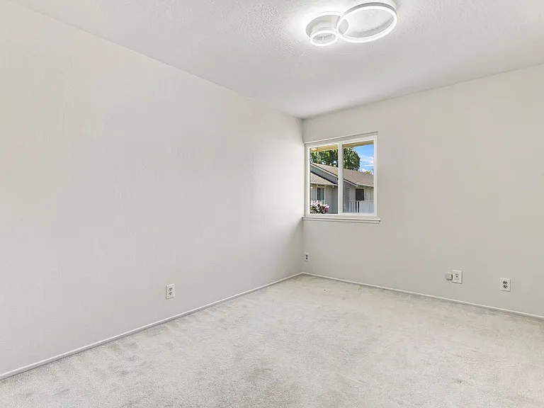 10893 Northfield Sq — Photo 20