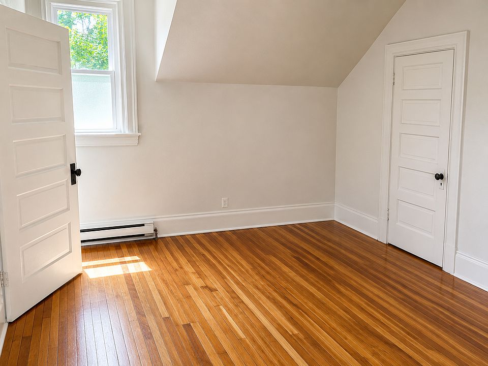 spacious bedroom