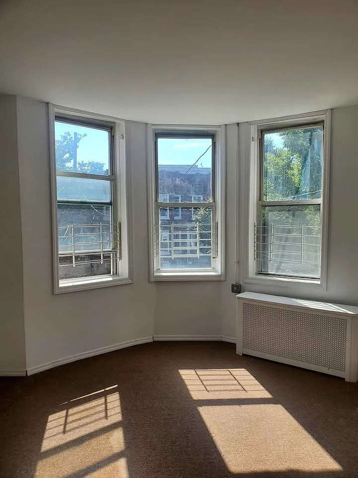 2 bed, $3,200 — Photo 4