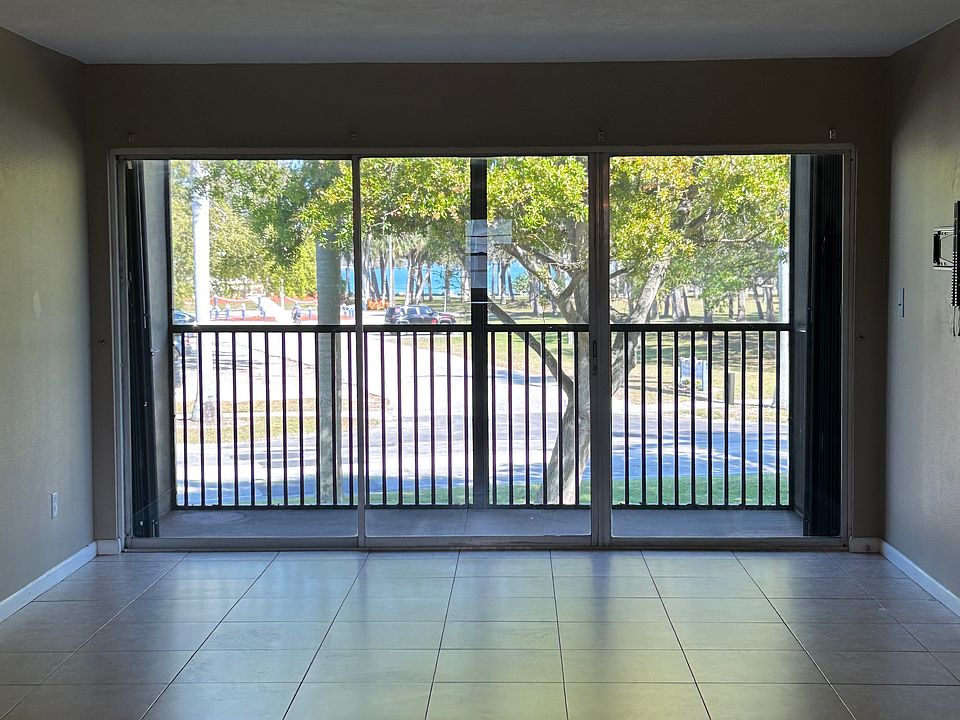 1st image of 701 N Indian River Dr APT 203
