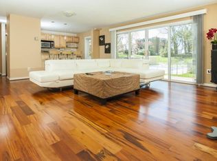 4116 Mangalore Dr APT 102, Annandale, VA 22003