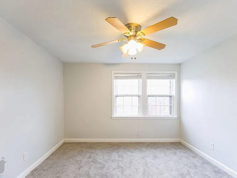 2103 Suitland Ter SE #201 — Photo 20