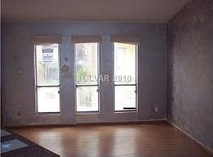3rd image of 522 Kristin Ln