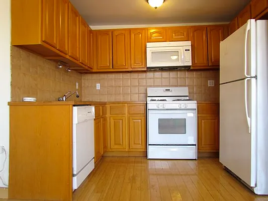 Rented by Landmark Real Estate | media 15