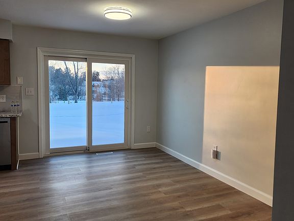 4th image of 418 Dohner Dr