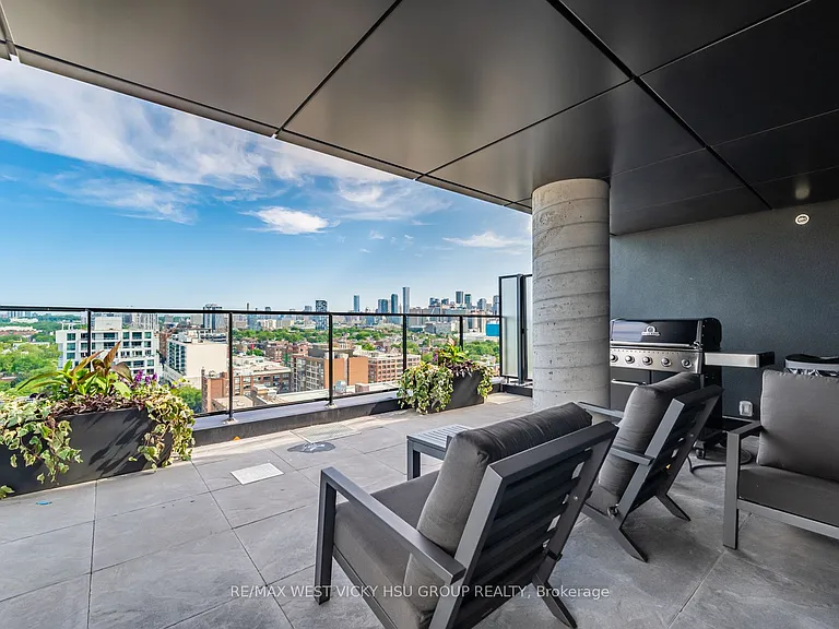 458 Richmond St W #806 — Photo 32