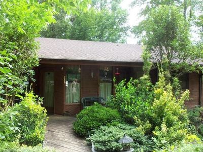 260 Duck Pond Ln, Pickens, SC, 29671