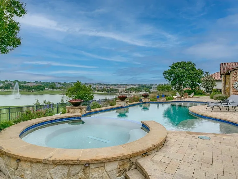 2417 Hollow Hill Ln — Photo 26