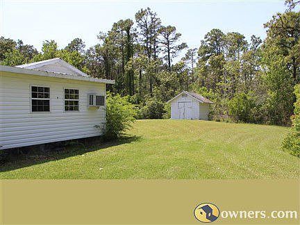Side yard toward the back yard