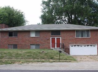 2750 Yaeger Rd, Saint Louis, MO 63129