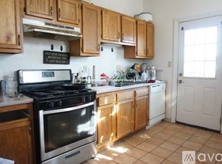 33 Egremont Rd APT 3, Brighton, MA 02135
