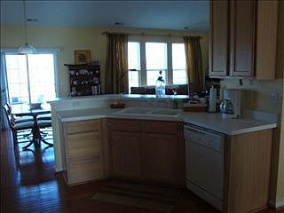 4th image of 5 Bethglen Ct