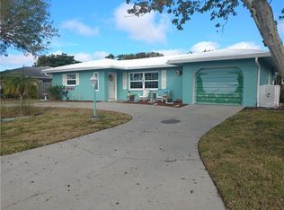 421 W Shade Dr, Venice, FL 34293