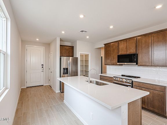 5th image of 5928 E SIDEOATS Way