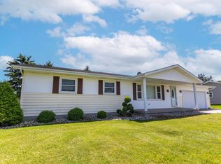 8431 Ederer Rd, Saginaw, MI 48609