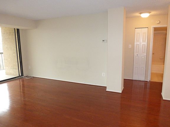 5th image of 4500 S 4 Mile Run Dr APT 1222