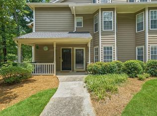 2166 N Forest Trl, Dunwoody, GA 30338