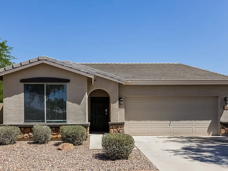 1868 W Wrangler Way — Photo 1