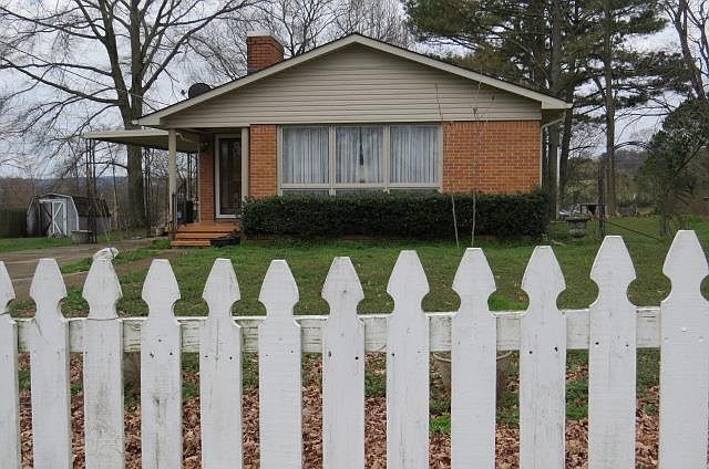 1st image of 165 Bugg St