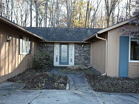2nd image of 22681 Creek Bend Ct