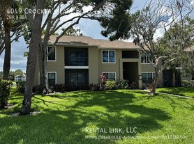 4049 Crockers Lake Blvd