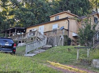 374 Limestone Rd, Clarksburg, WV 26301