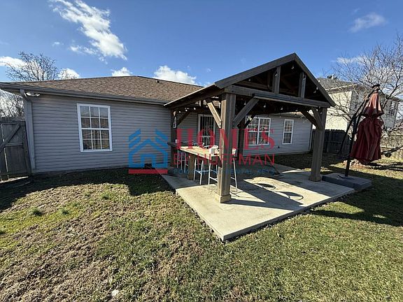 2nd image of 3516 Yale Dr