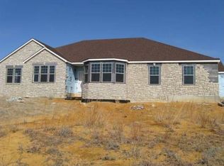 5318 Trail Ridge Ct, Salina, KS 67401