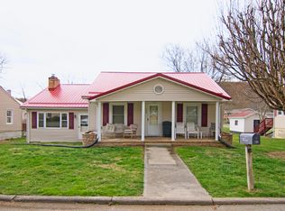 789 Maple Ave W, Alderson, WV 24910