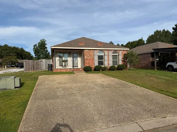 3 Findlay St, Hattiesburg, MS 39402